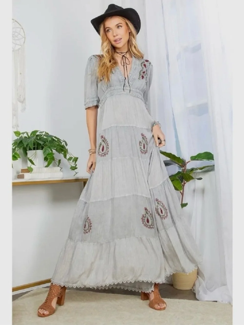 NEW!! Young Threads Boho Embroidered Gray Maxi Dress, Sz XL, NWT - Picture 2 of 5
